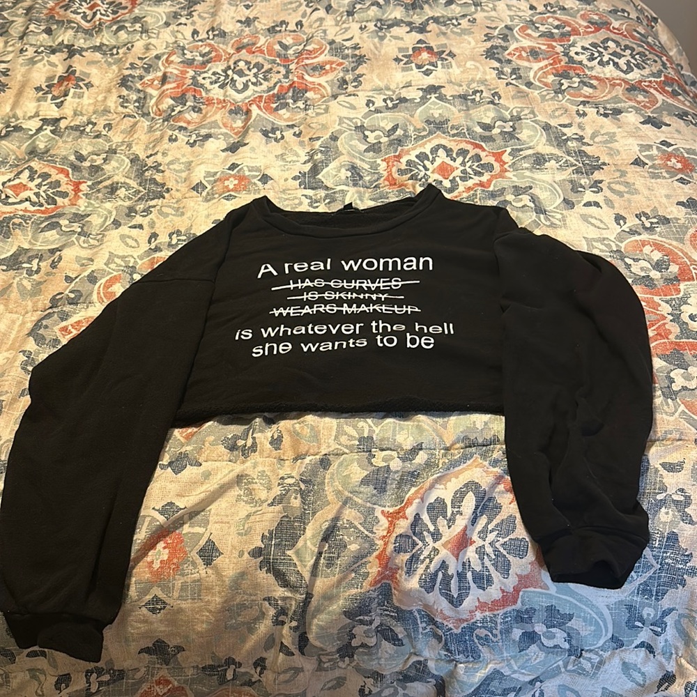 Fashion Nova Keepin’ It Real Cropped Sweatshirt